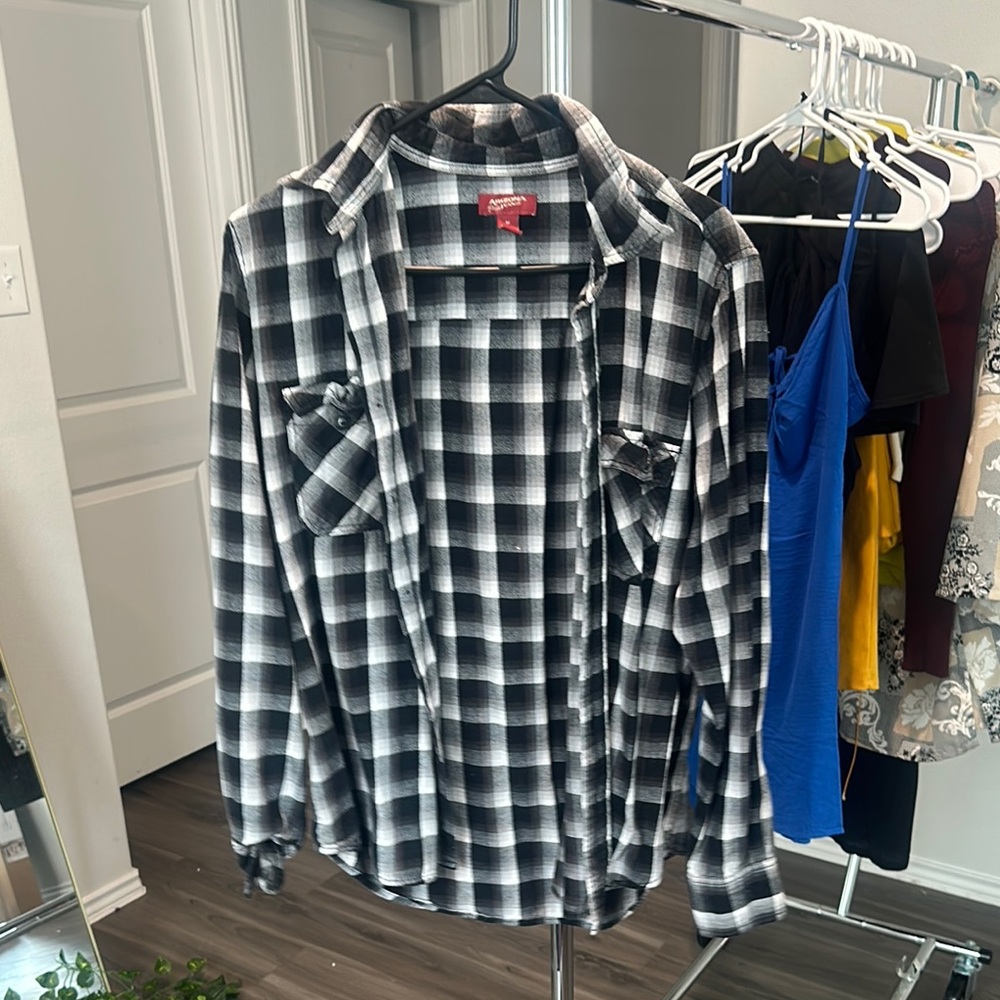 Black and White Checkered Shirt